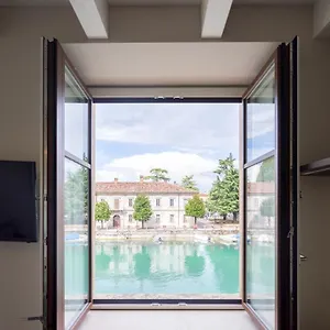 cabanon.hotelinveneto.com/