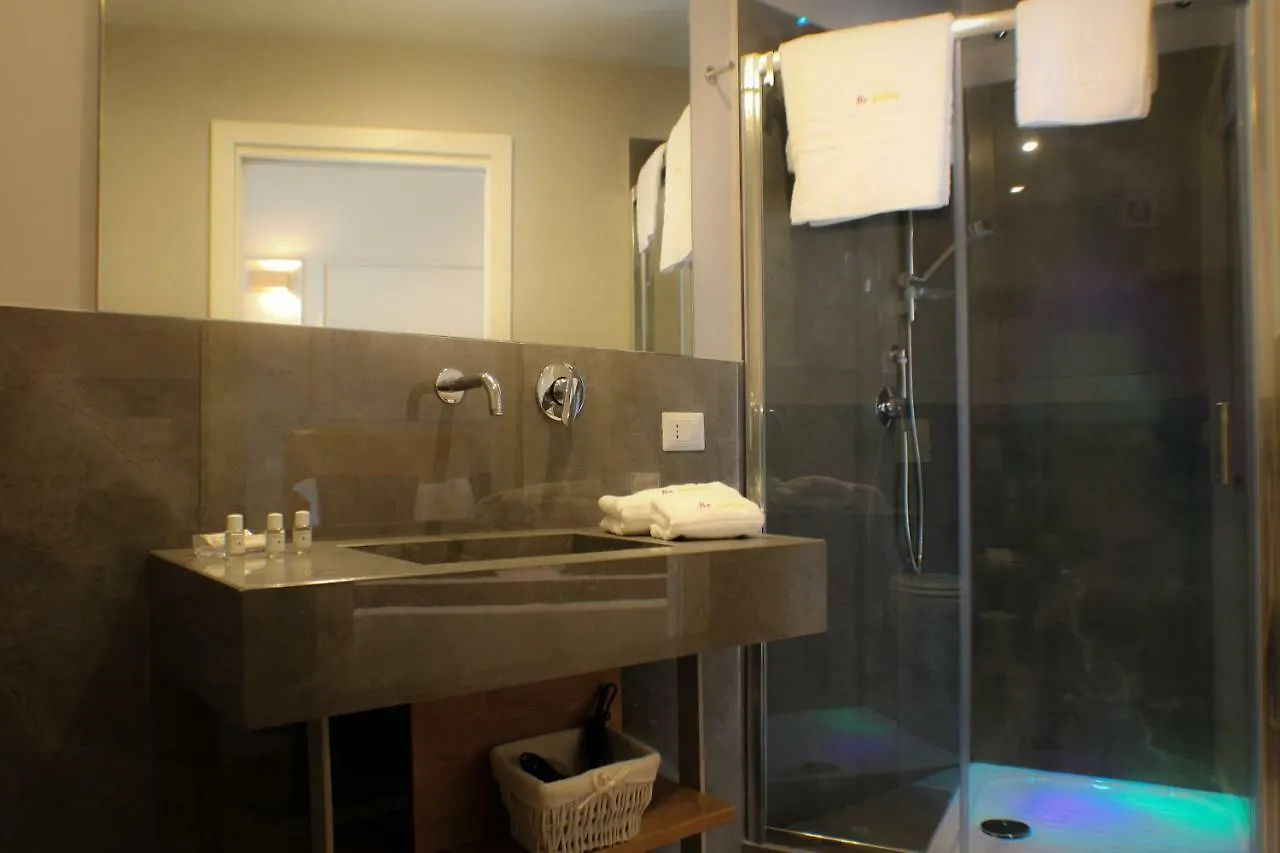 Be Italian Flat Piazza Bovio 22 Hotel Naples Guest house