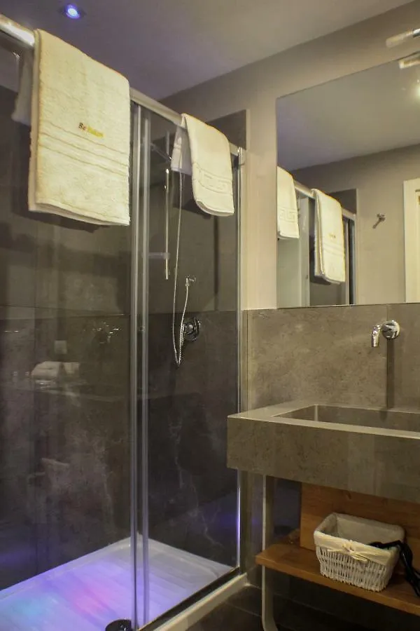 Be Italian Flat Piazza Bovio 22 Hotel Naples