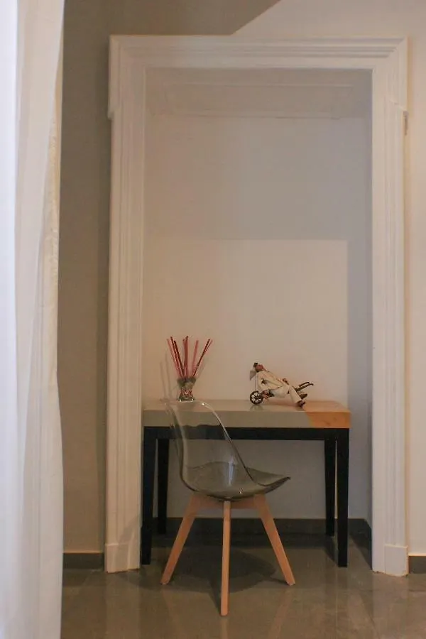Guest house Be Italian Flat Piazza Bovio 22 Hotel Naples