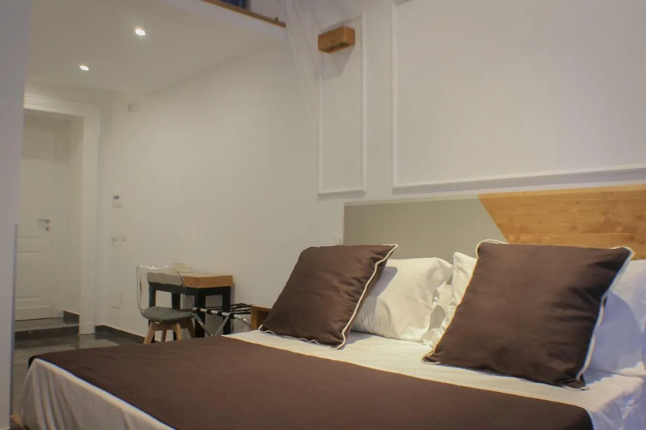 ** Guest house Be Italian Flat Piazza Bovio 22 Hotel Naples Italy